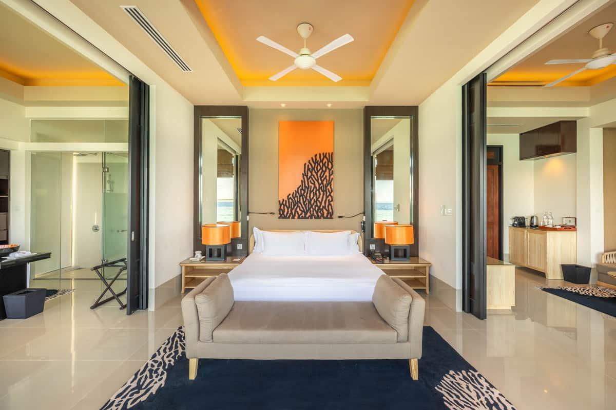 6.InOcean Pool Villa_Interior_Bedroom